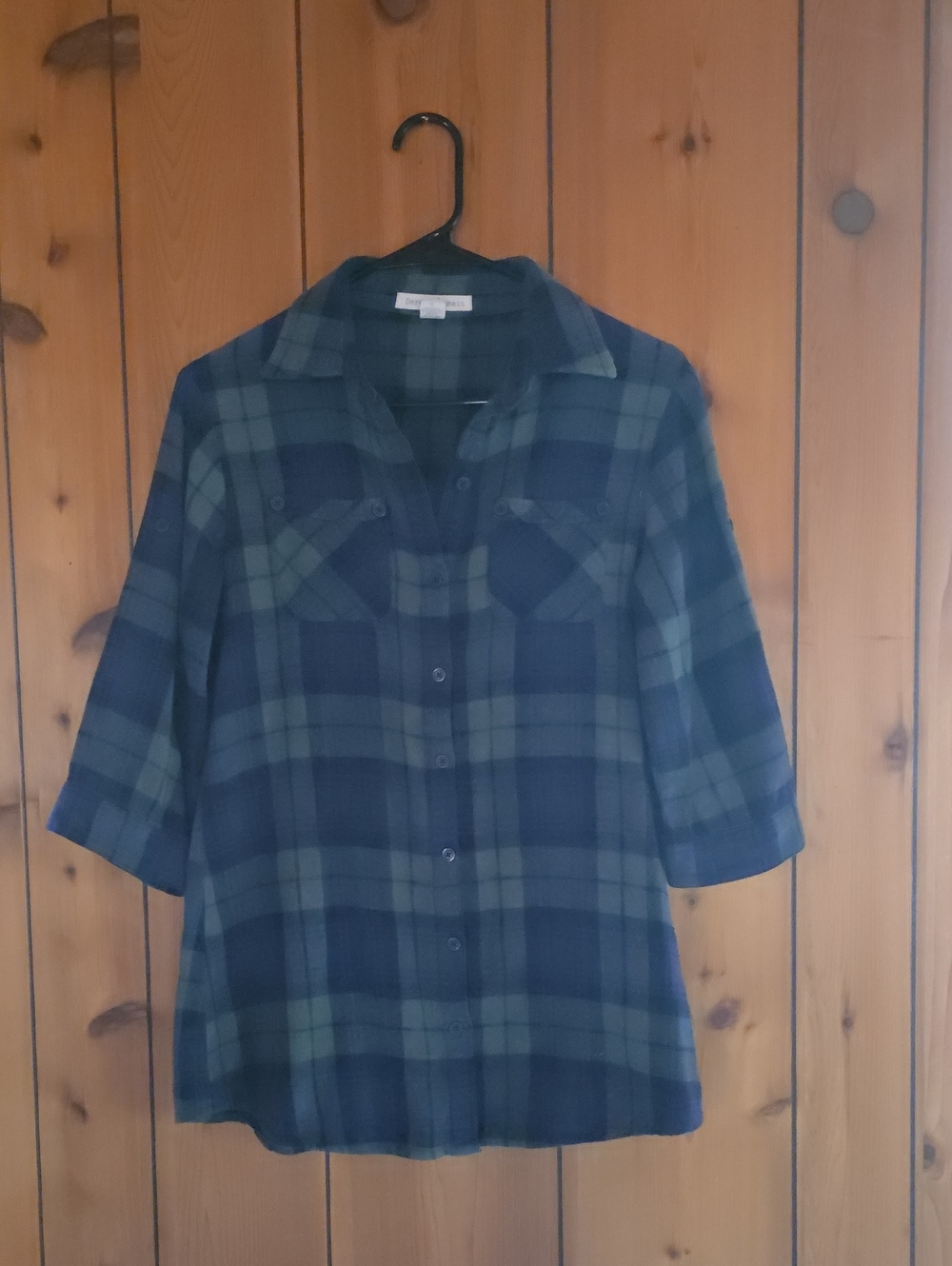 Derek Heart Blue and Green Plaid Button-Down Shirt
